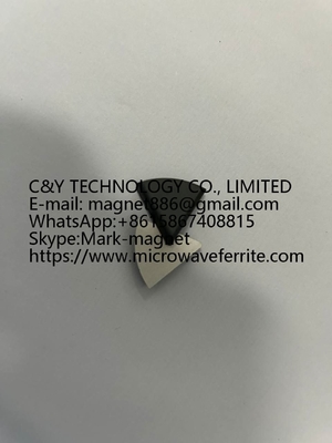 Low Dielectric Loss Garnet rotary ferrite with Dielectric Loss≦2*10-4