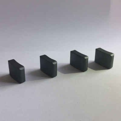 Factory direct selling custom order high quality arc shape ferrite magnet for speakers