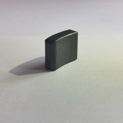 Factory direct selling custom order high quality arc shape ferrite magnet for speakers
